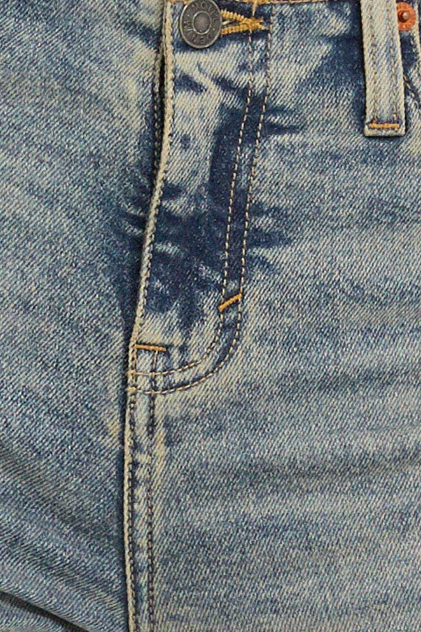 Frayed Low Rise Jeans in Light Wash Sandy Tint